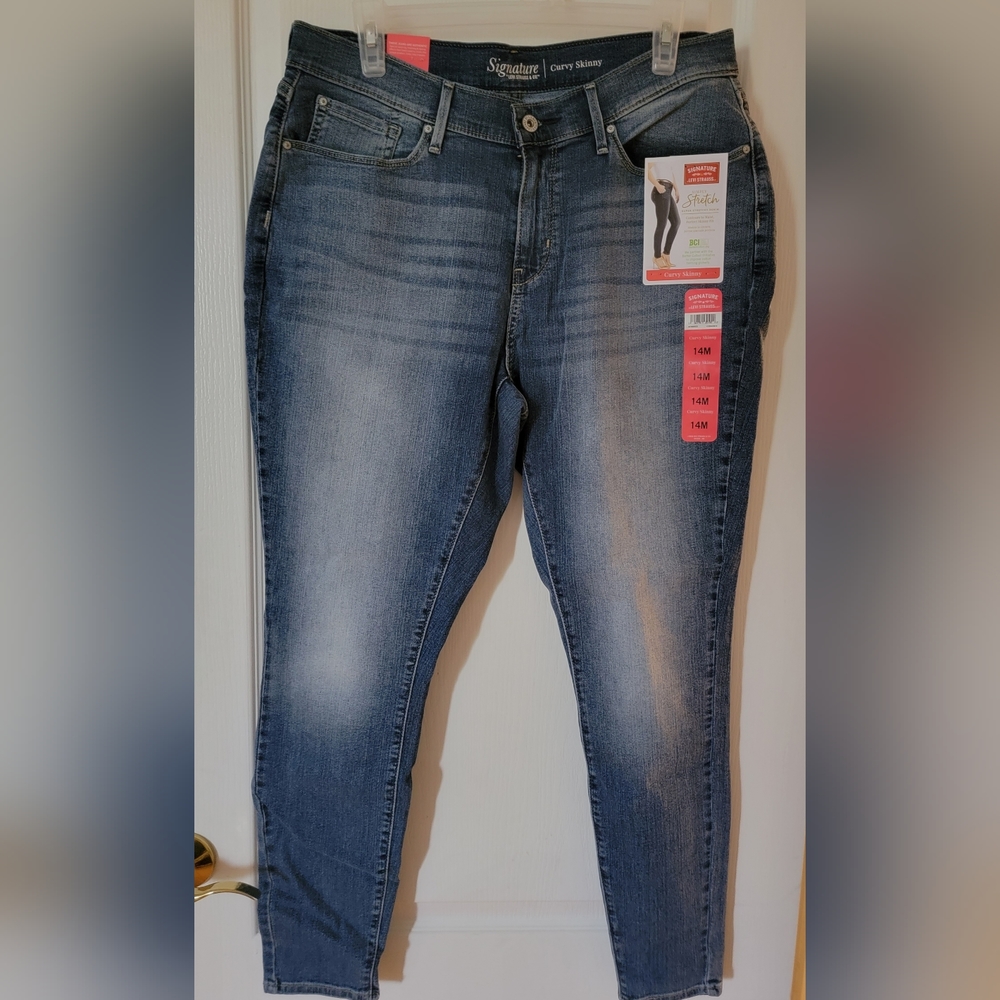 Women's Jeans